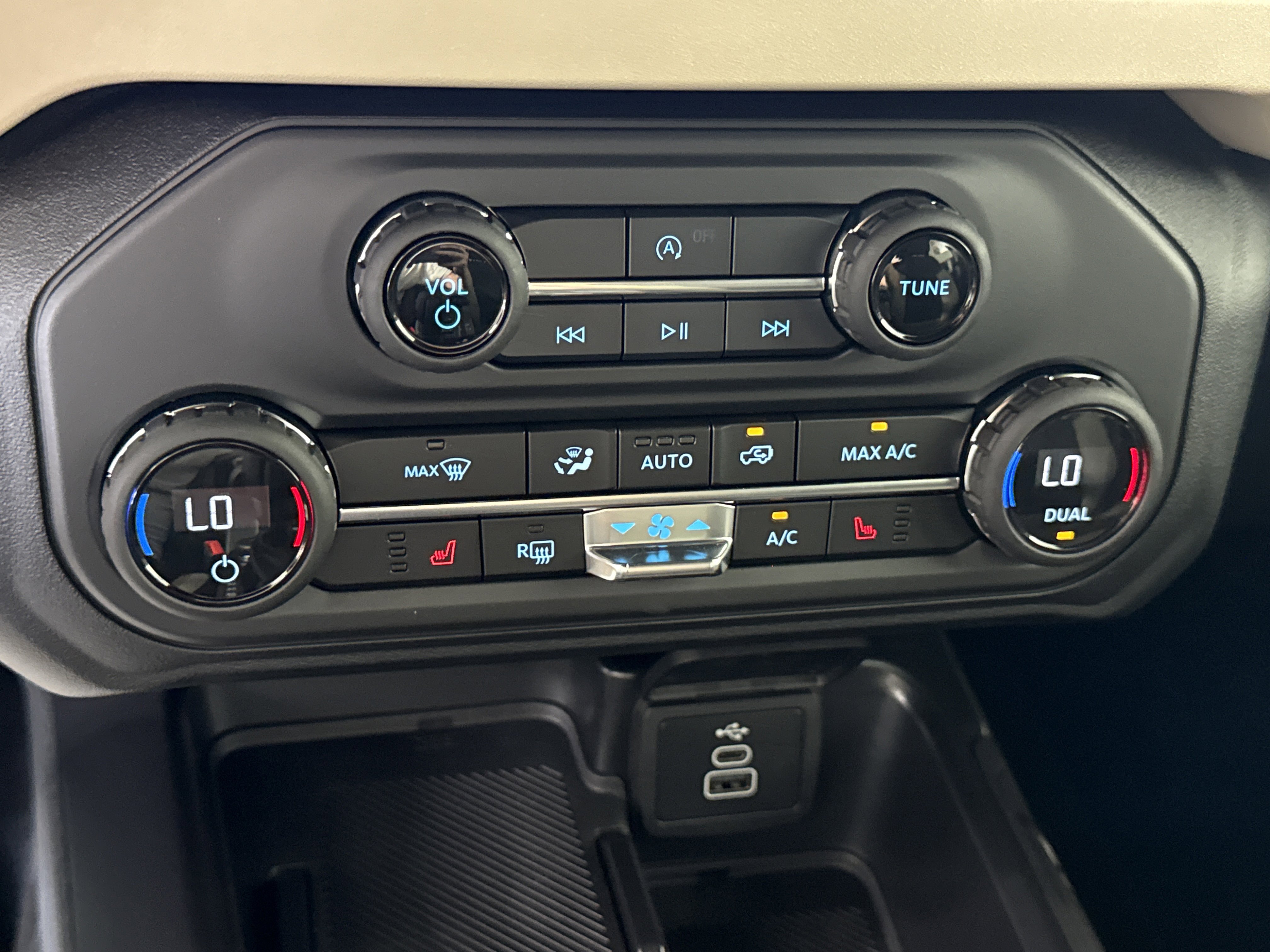 New 2026 Ford Bronco Big Bend AWD/4WD image 22