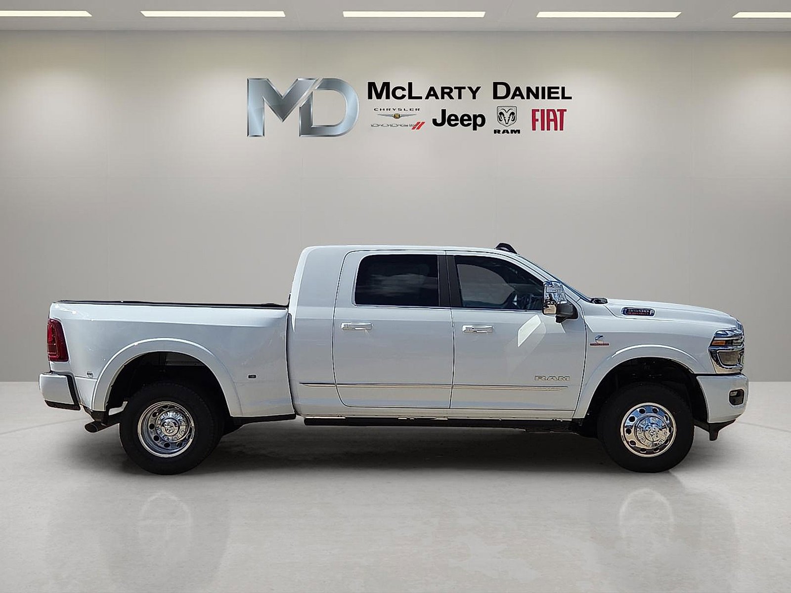 New 2026 RAM 3500 Limited image 6