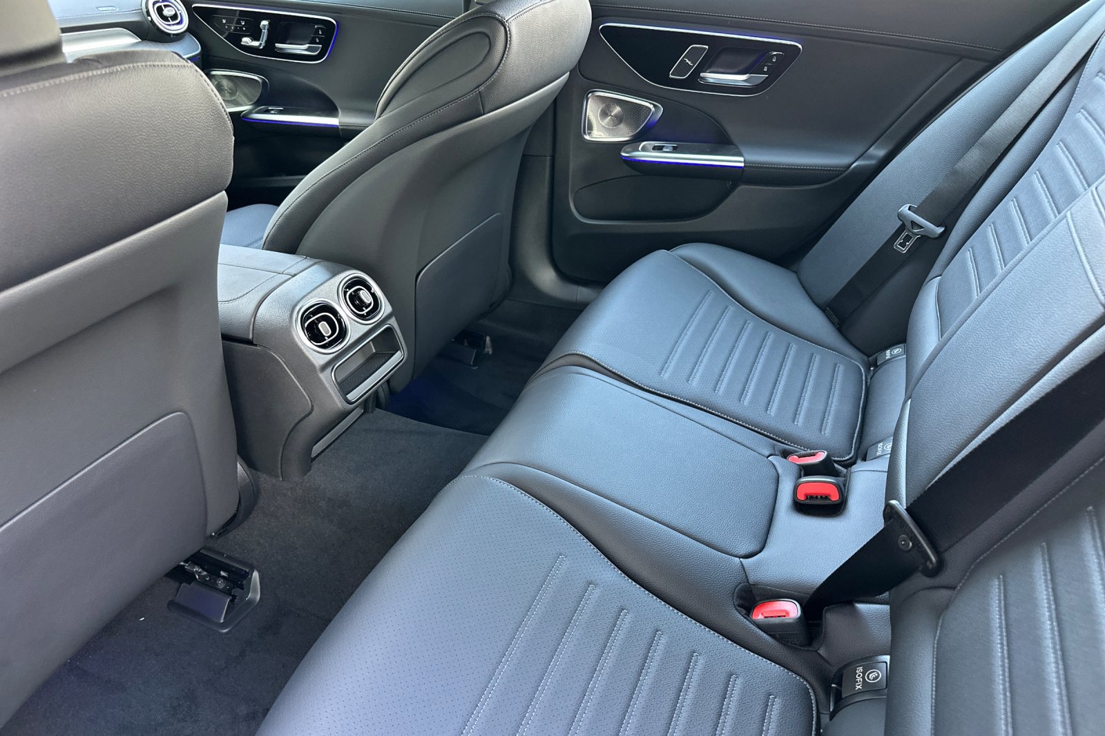 New 2025 Mercedes-Benz C 300 Sedan image 12