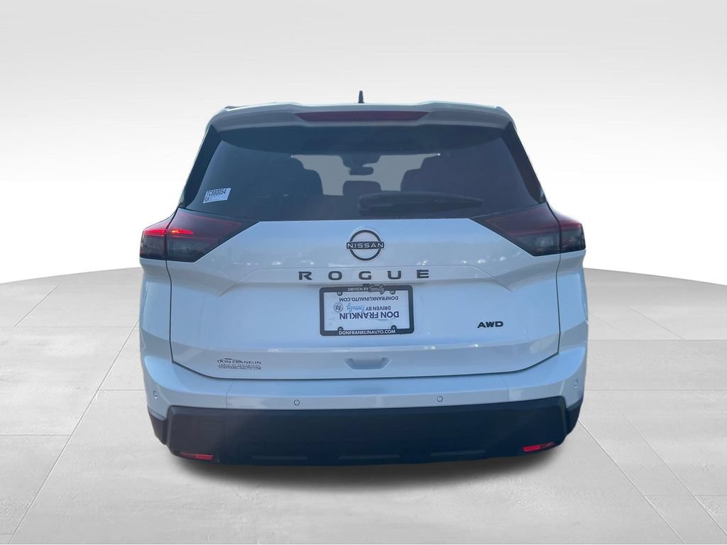 New 2026 Nissan Rogue Dark Armor AWD/4WD image 4