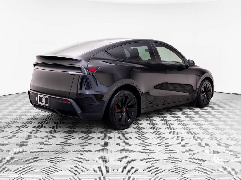 Used 2026 Tesla Model Y Long Range AWD/4WD image 5