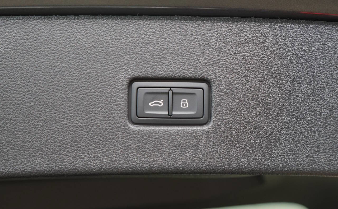 Used 2023 Audi SQ8 Premium Plus image 76