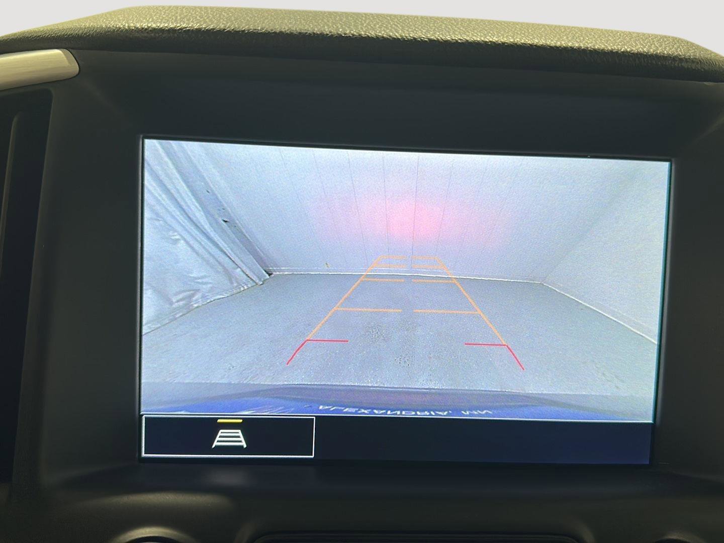 Used 2024 GMC Terrain SLT image 13