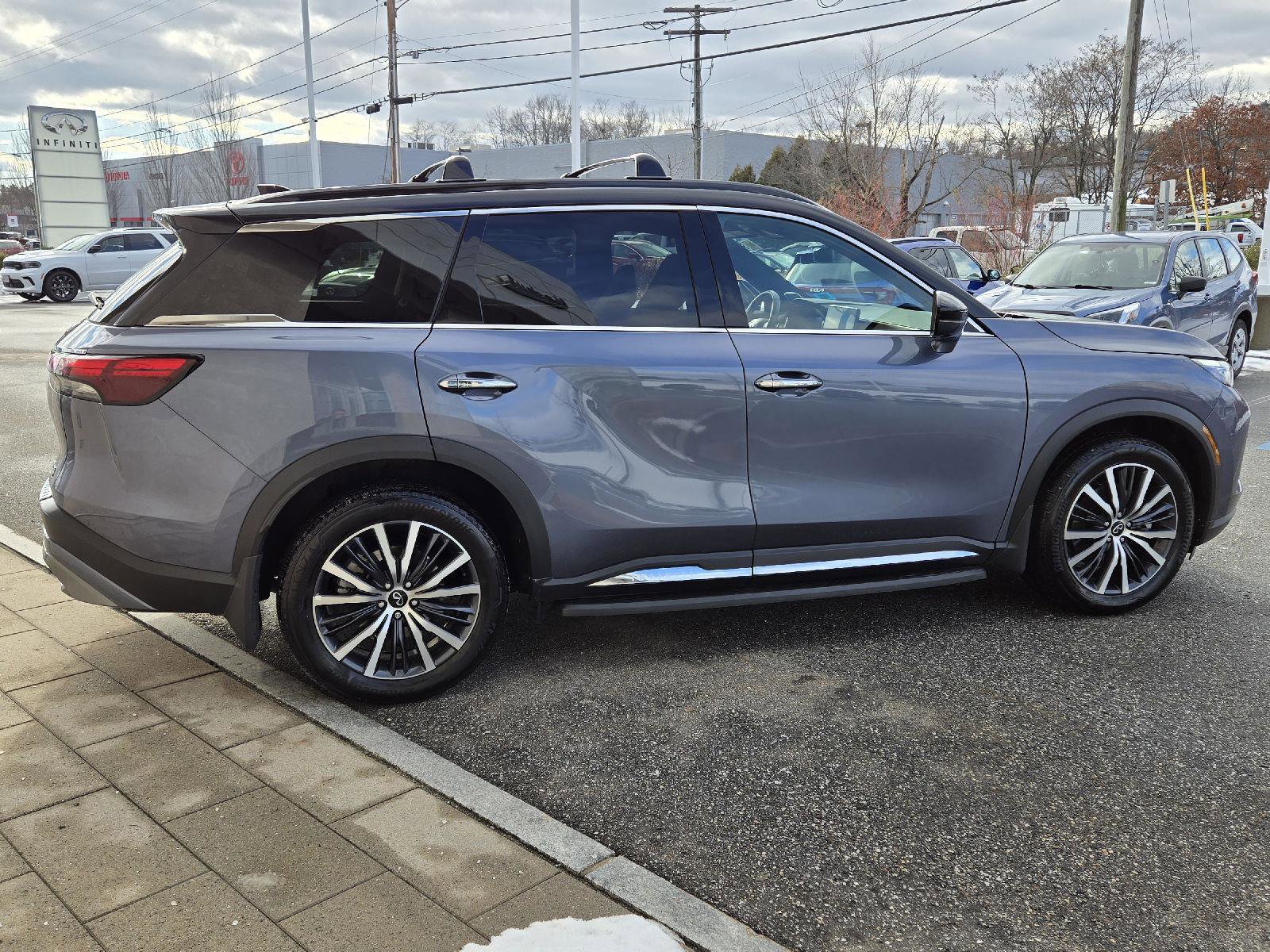 Certified 2025 INFINITI QX60 Autograph w/ Cargo Package image 14