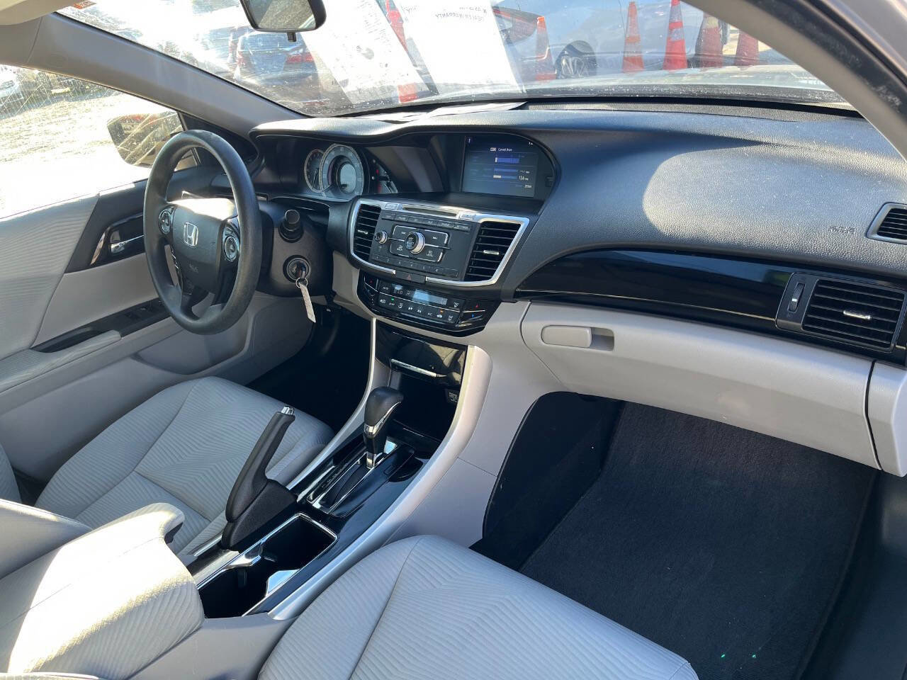 Used 2016 Honda Accord LX image 18