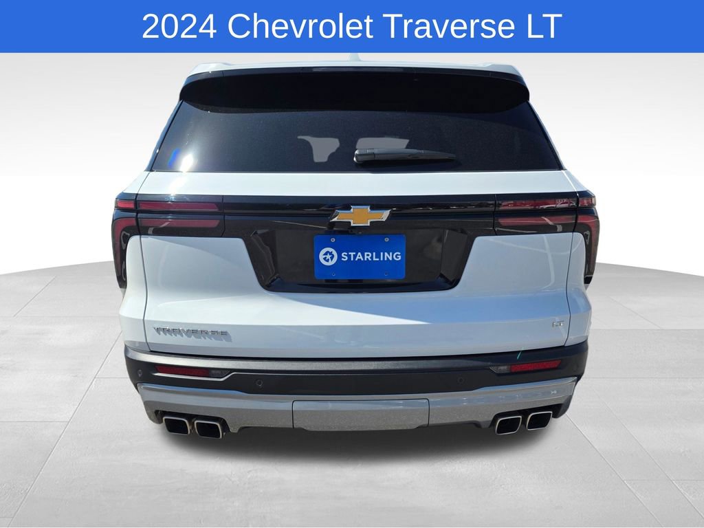 Used 2024 Chevrolet Traverse LT image 8