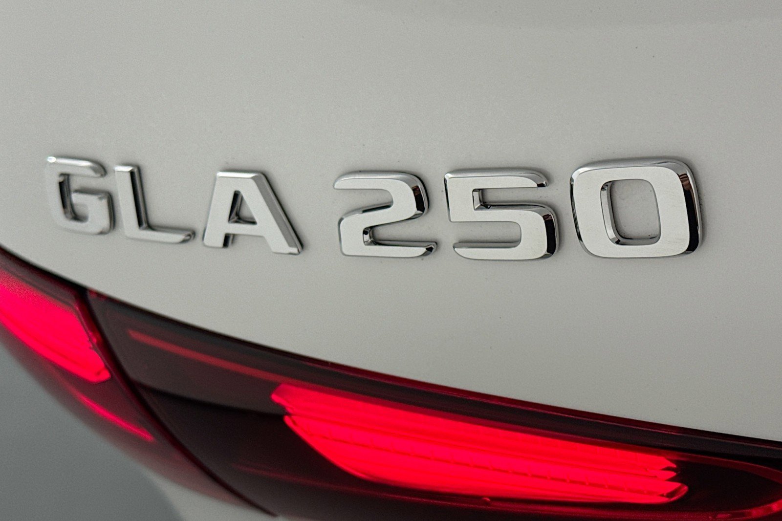 Certified 2026 Mercedes-Benz GLA 250 image 9