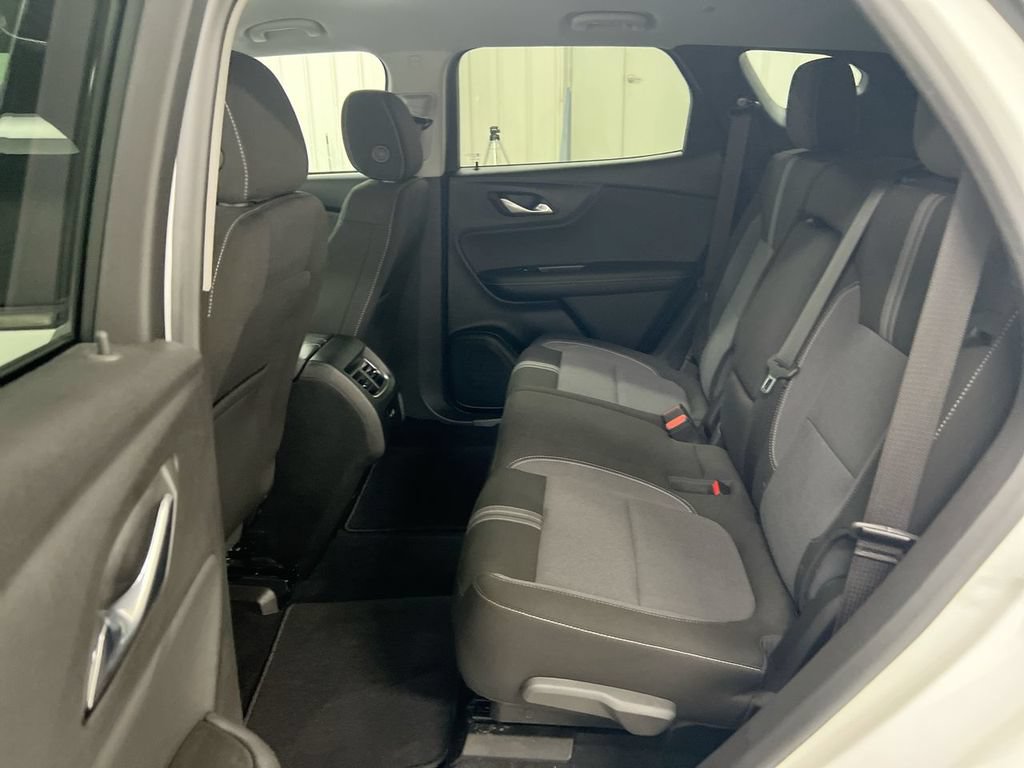 Used 2024 Chevrolet Blazer LT w/ Convenience Package FWD image 22