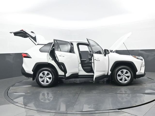 Used 2025 Toyota RAV4 LE image 30
