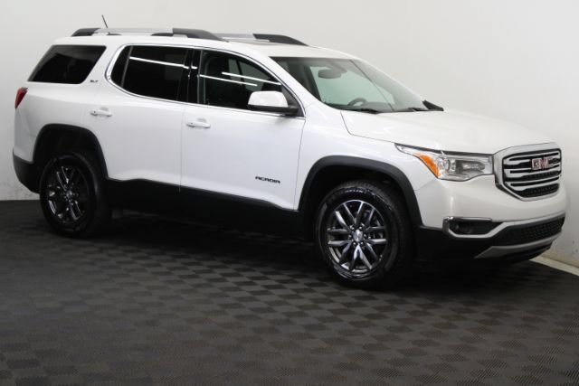 Used 2017 GMC Acadia SLT AWD/4WD image 3