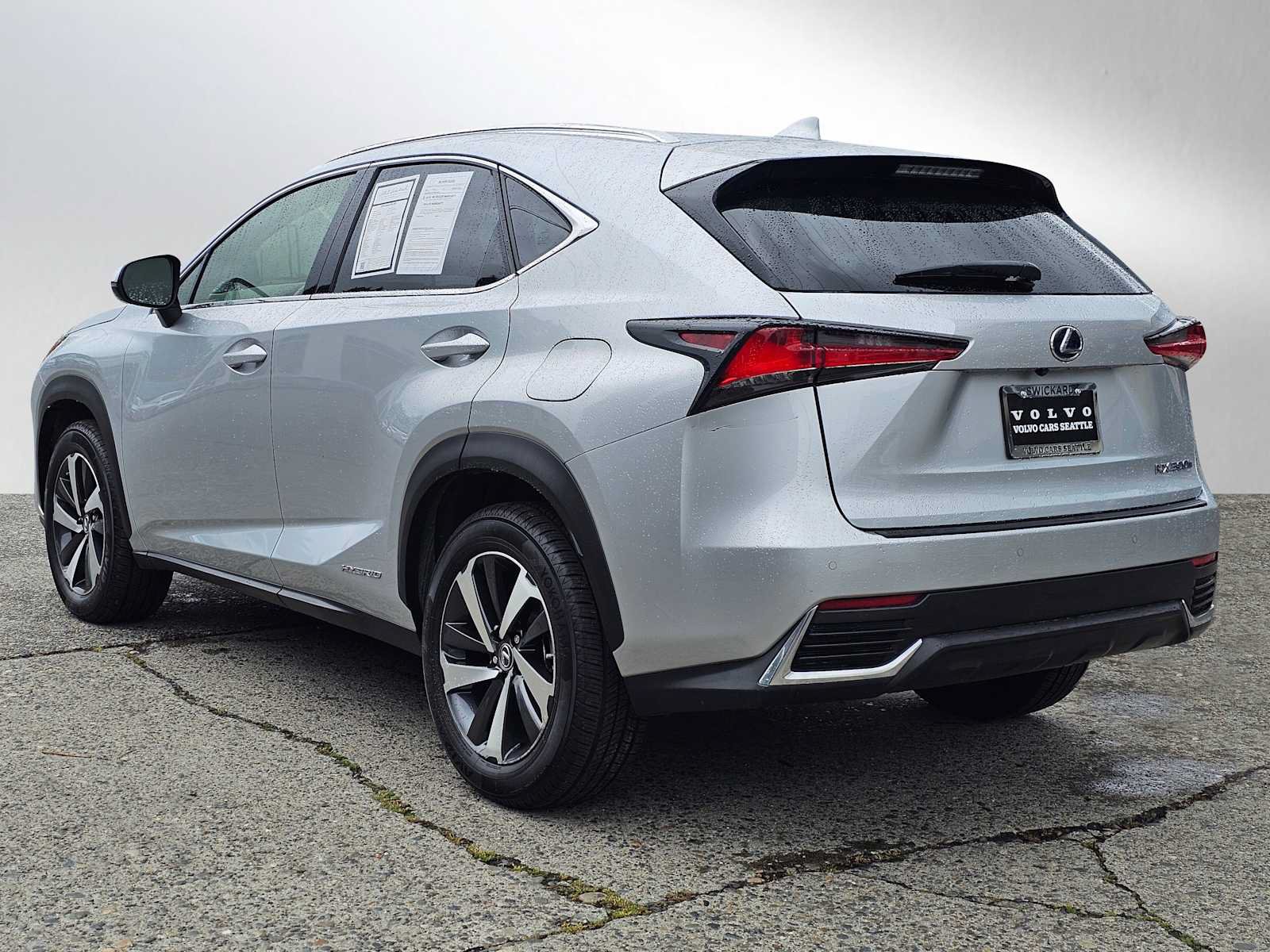 Used 2018 Lexus NX 300h AWD w/ Premium Package image 5