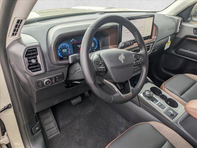 New 2025 Ford Bronco Sport Outer Banks image 2