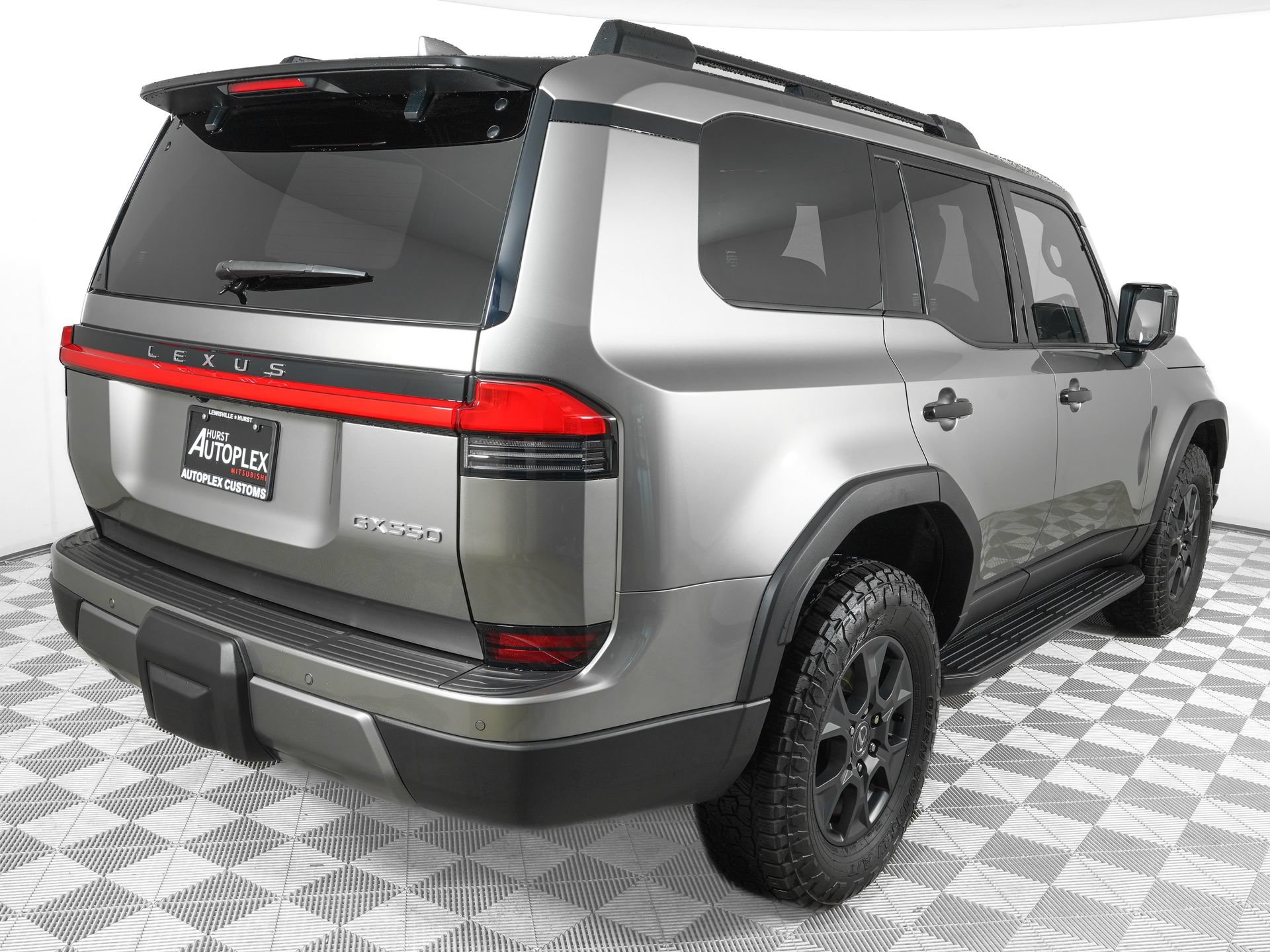 Used 2024 Lexus GX 550 AWD/4WD image 5