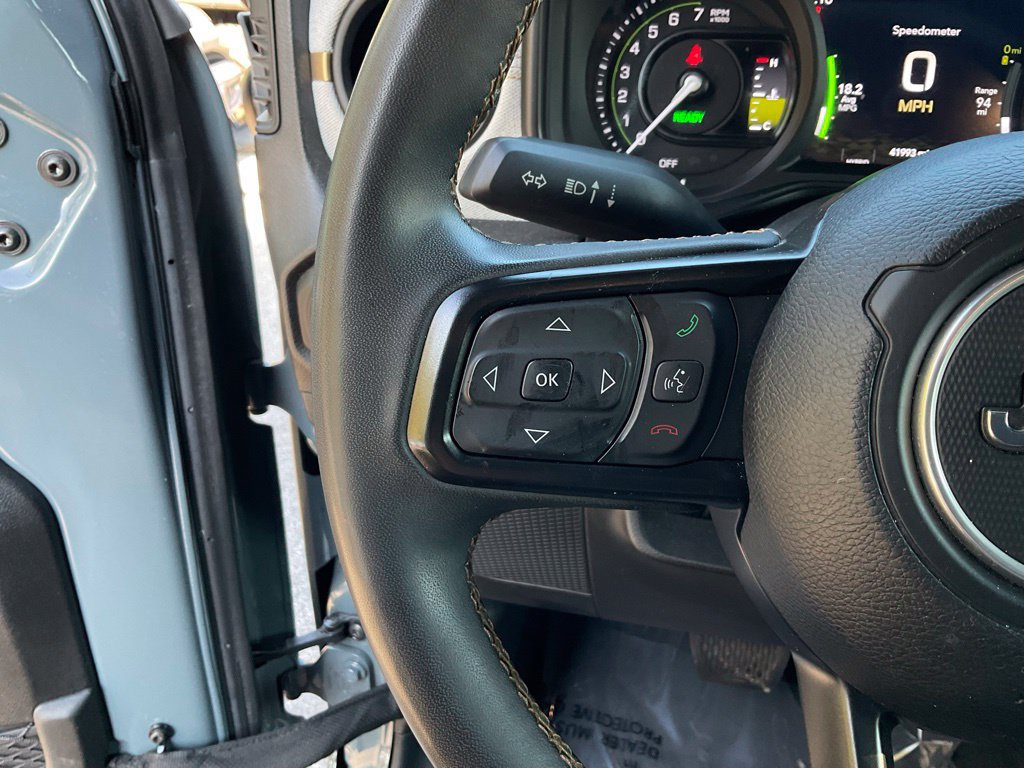 Used 2024 Jeep Wrangler Unlimited w/ Convenience Group AWD/4WD image 11