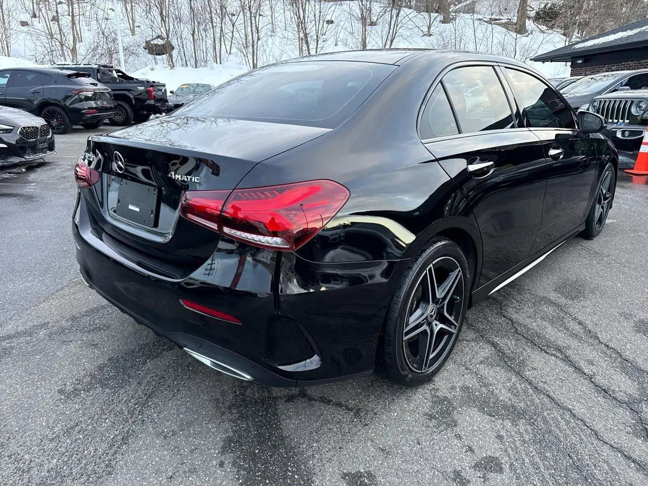 Used 2022 Mercedes-Benz A 220 4MATIC w/ AMG Line image 13