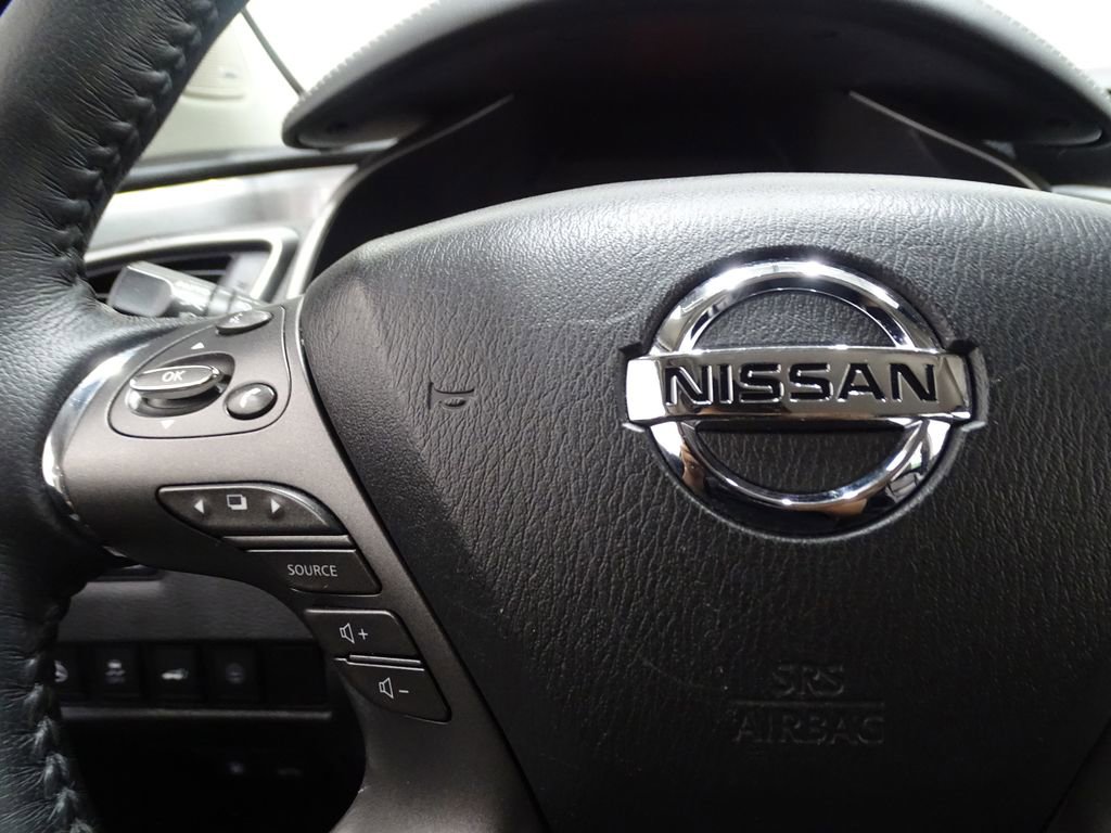 Used 2020 Nissan Murano SL image 25