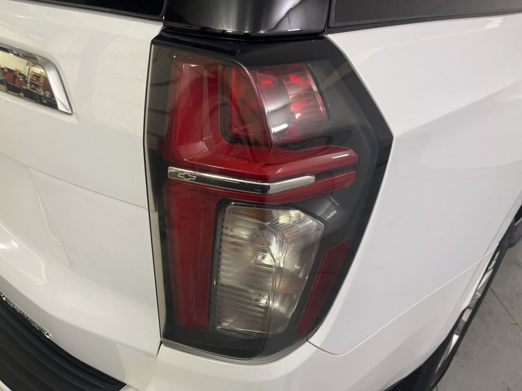 Used 2023 Chevrolet Suburban Premier image 48
