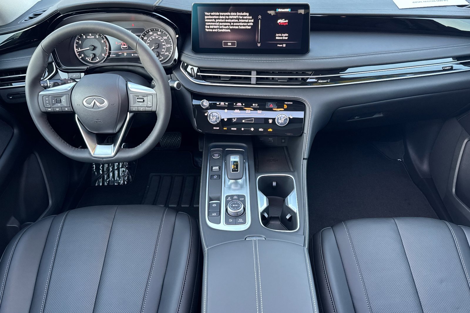 Certified 2025 INFINITI QX60 Pure image 14