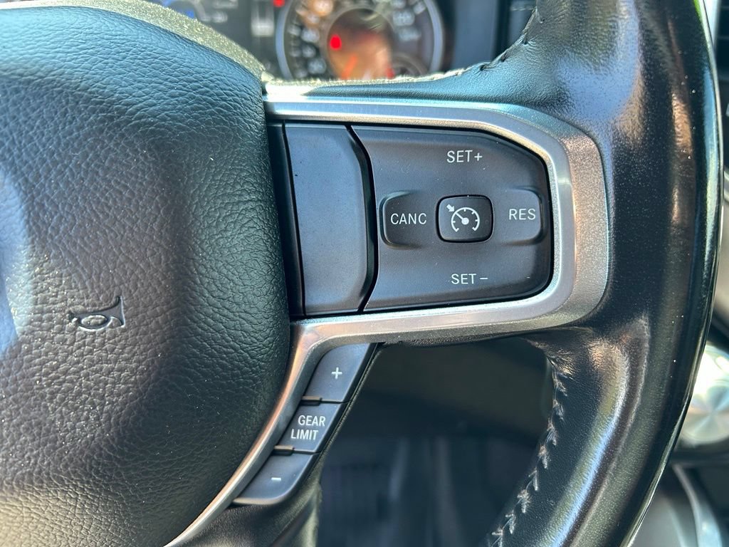 Used 2022 RAM 1500 Laramie w/ Sport Appearance Package AWD/4WD image 13