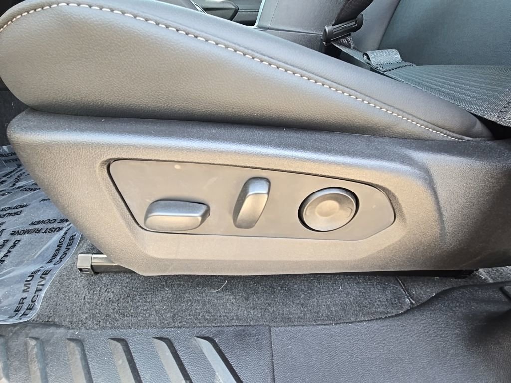 New 2026 GMC Canyon Elevation w/ Convenience Package image 34