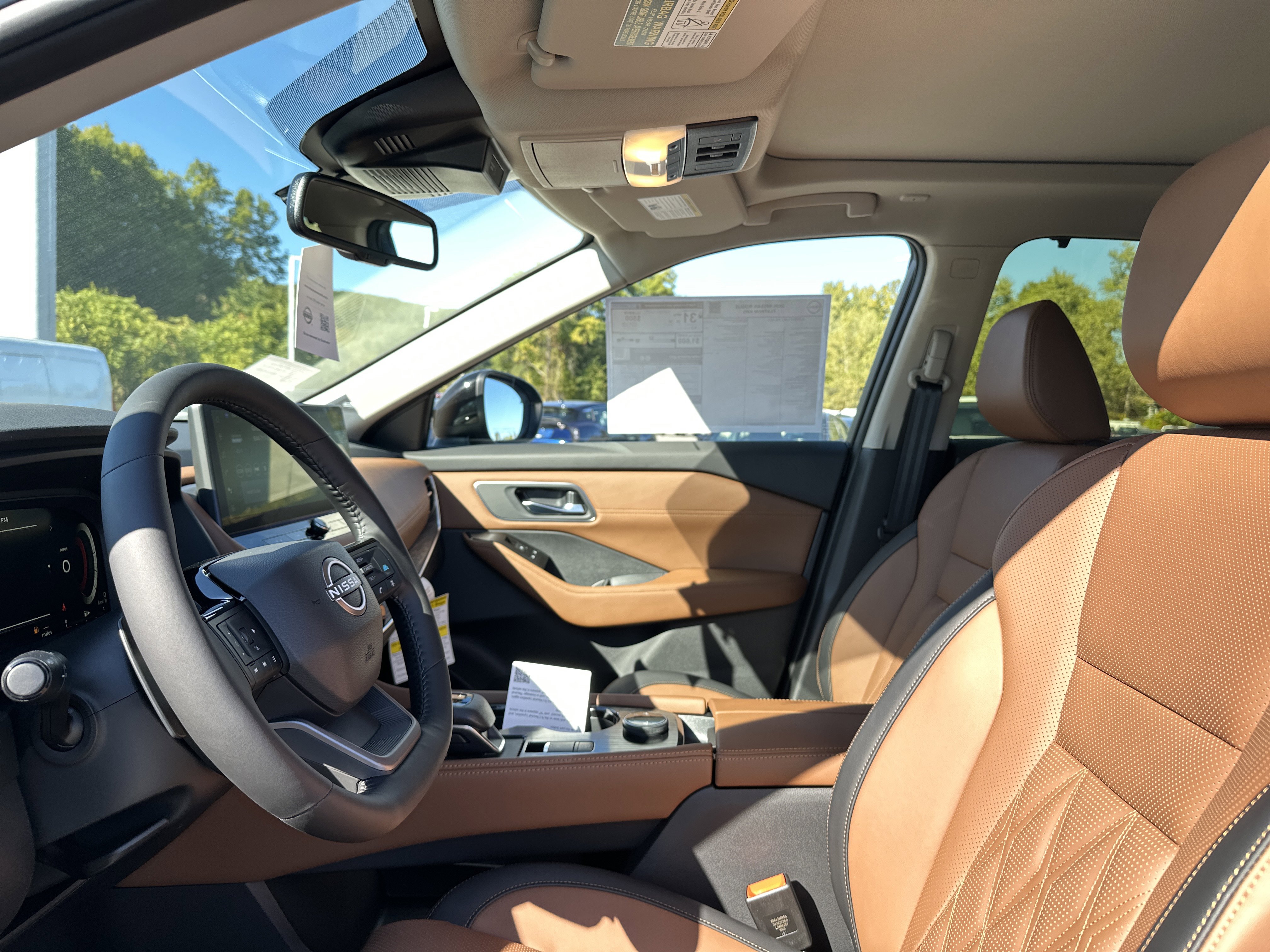 New 2026 Nissan Rogue Platinum image 11