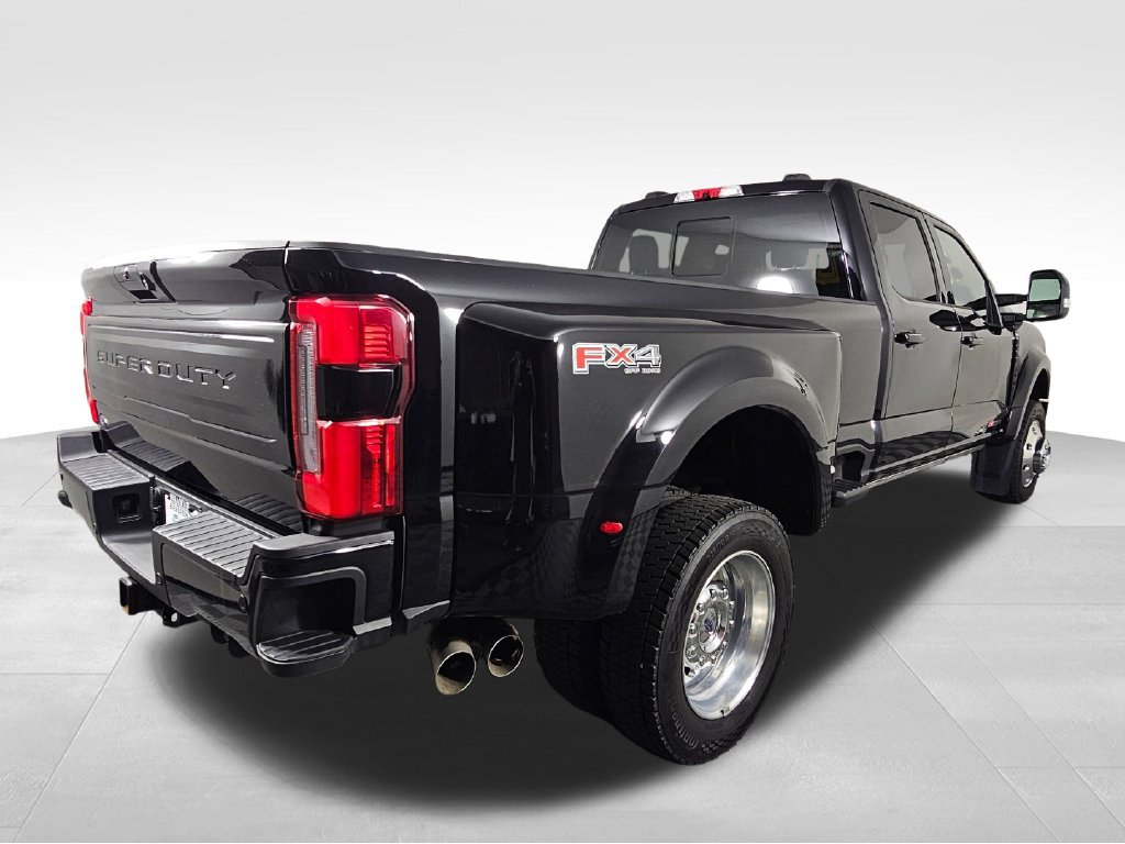 Certified 2025 Ford F450 Platinum w/ FX4 Off-Road Package AWD/4WD image 7