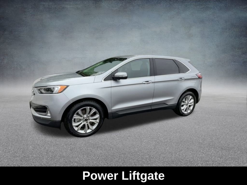 Used 2024 Ford Edge Titanium image 10