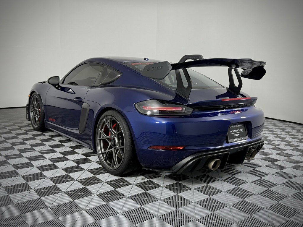 Used 2024 Porsche 718 Cayman GT4 RS image 3