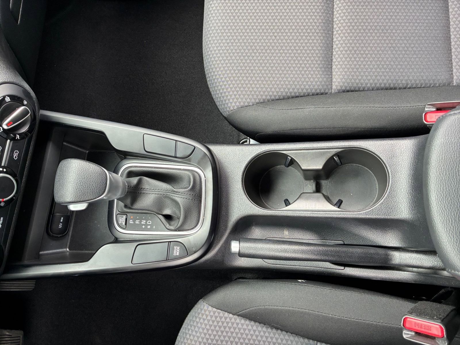 Used 2025 Kia Soul LX w/ LX Technology Package image 39