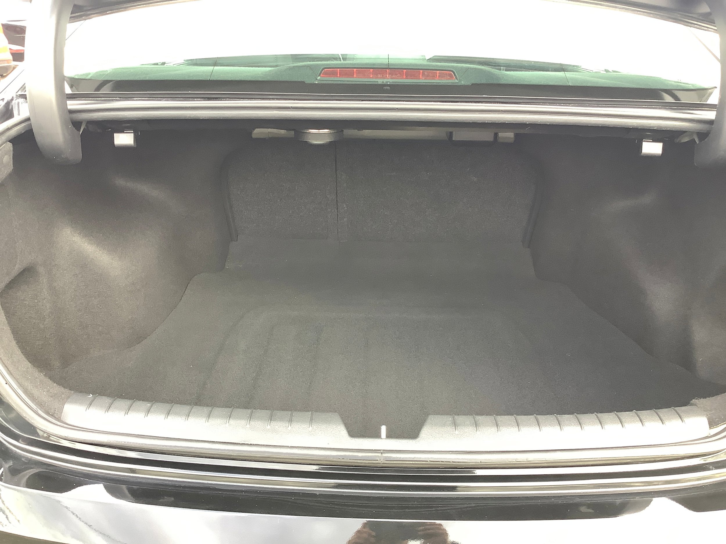 Used 2016 Hyundai Sonata Limited w/ Option Group 04 FWD image 13