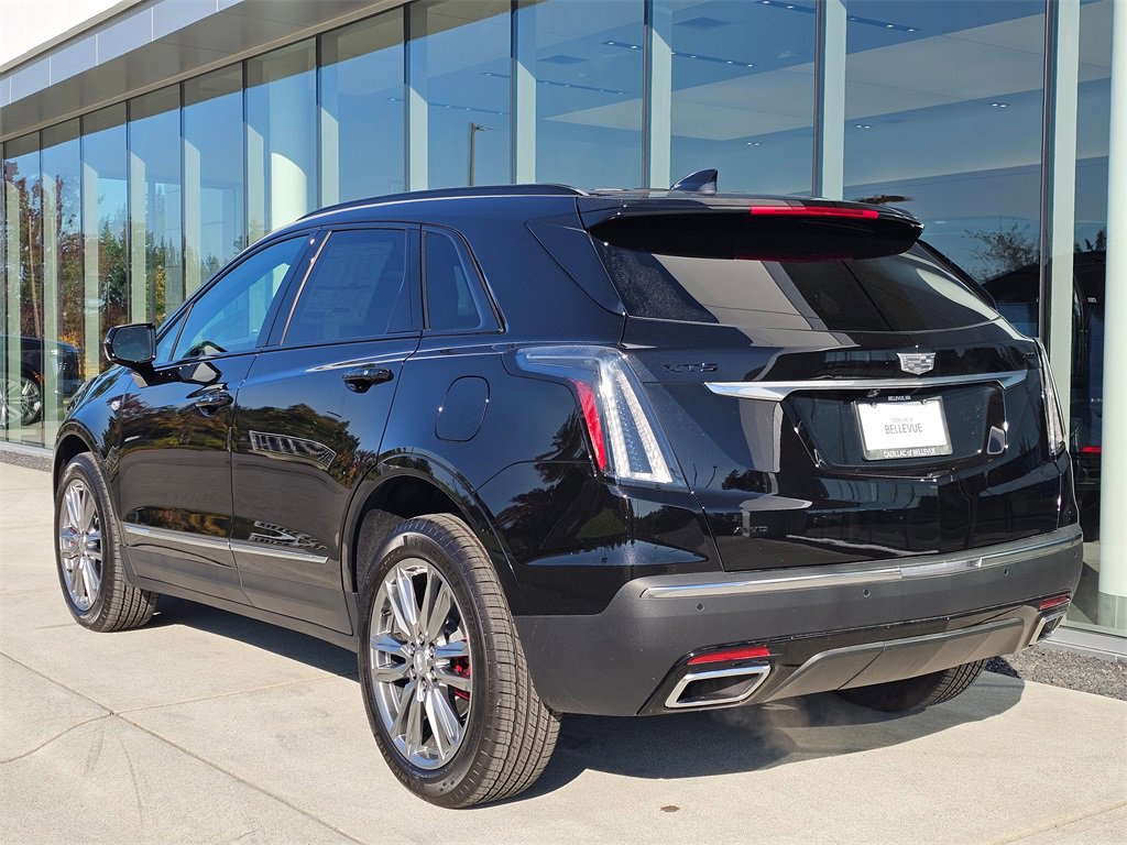 New 2025 Cadillac XT5 Sportv w/ LPO, Floor Liner Package image 5