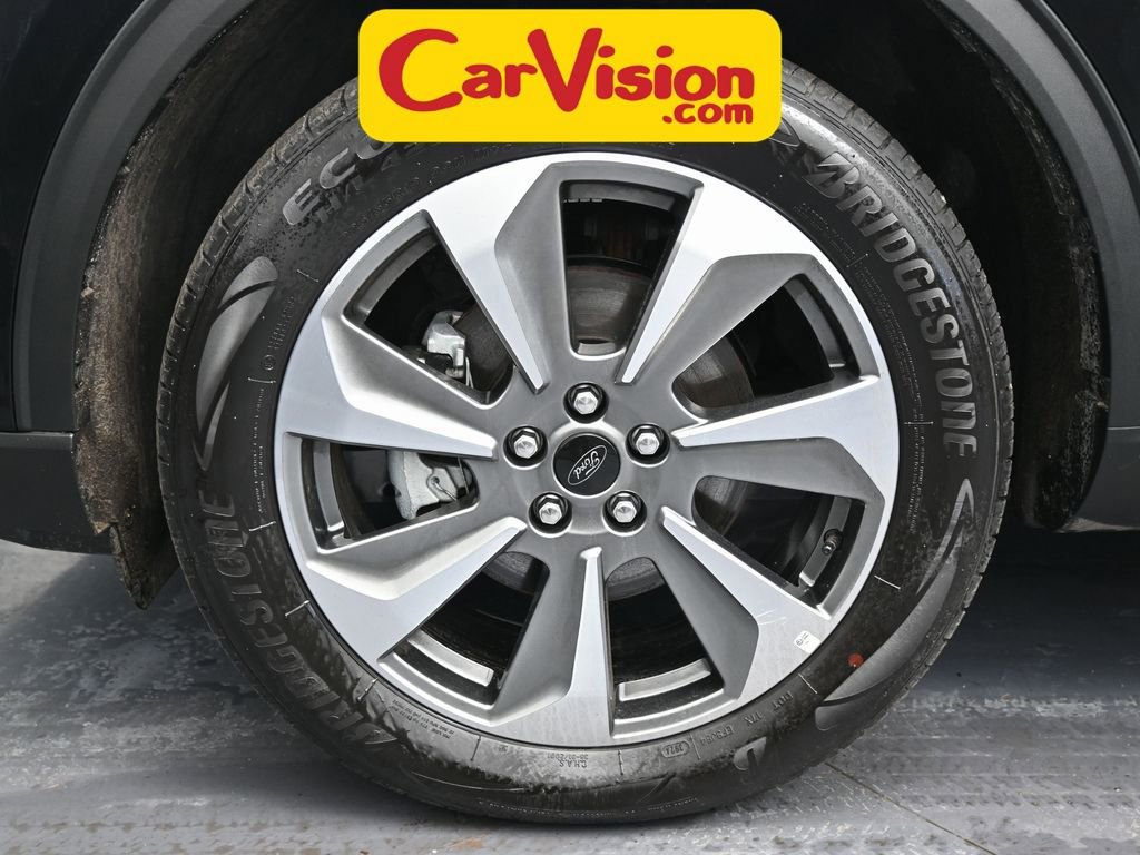 Used 2025 Ford Escape Platinum image 11