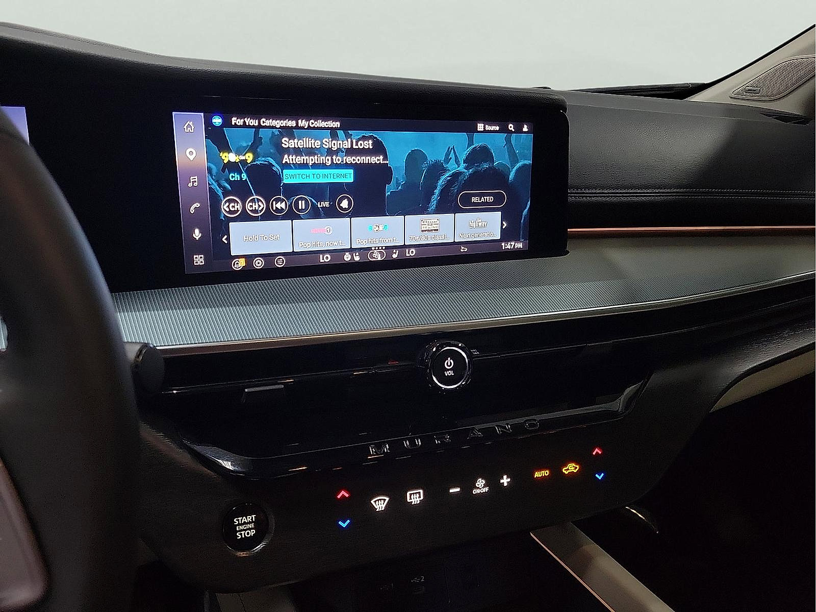 Used 2025 Nissan Murano SL AWD/4WD image 16