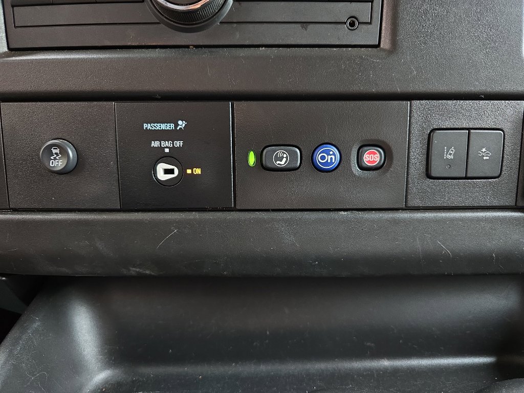 Used 2021 Chevrolet Express 2500 w/ Driver Convenience Package image 16