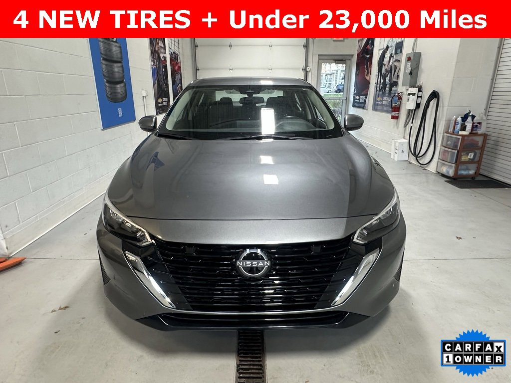Used 2024 Nissan Sentra SV image 2