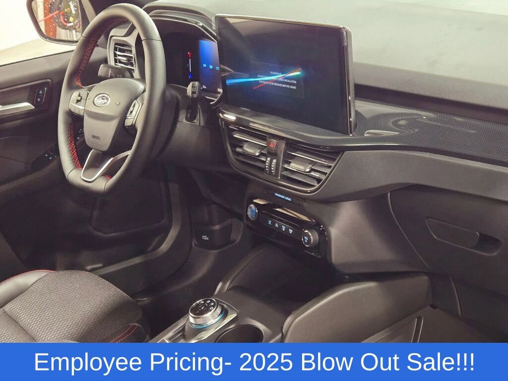 New 2025 Ford Escape ST-Line w/ Tech Pack #1 AWD/4WD image 7