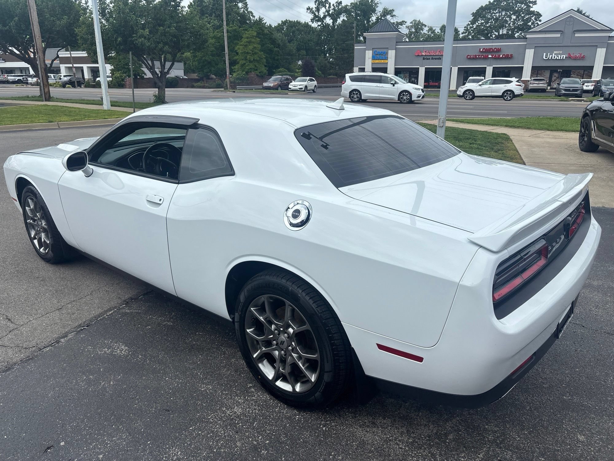 Used 2017 Dodge Challenger GT w/ GT Interior Package AWD/4WD image 6