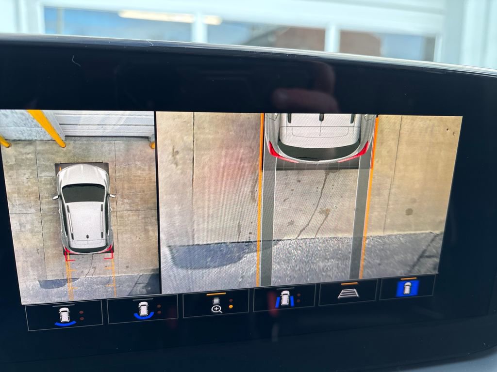 New 2026 Buick Encore GX Avenir w/ Avenir Technology Package image 29