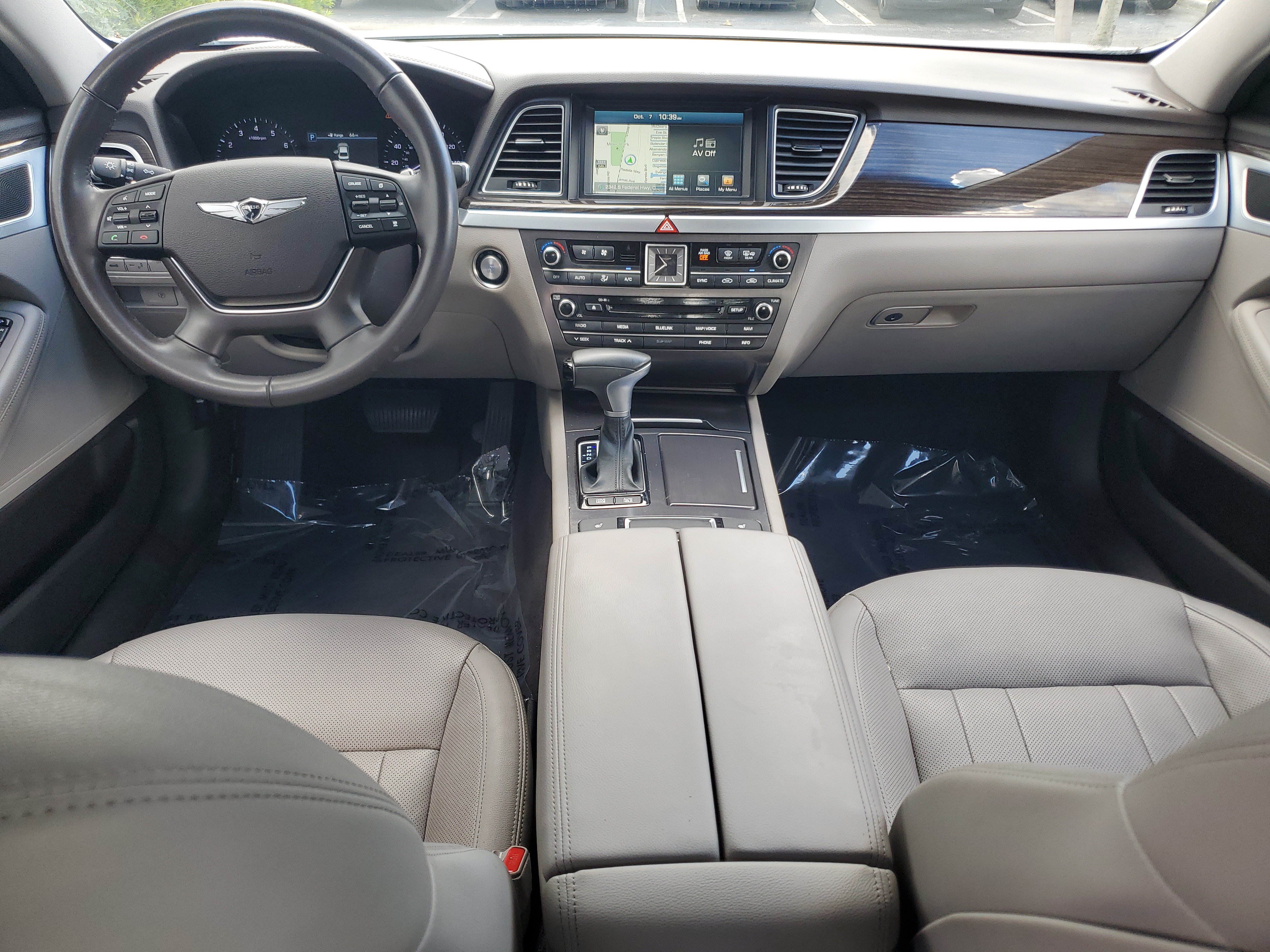 Used 2018 Genesis G80 3.8 RWD image 14