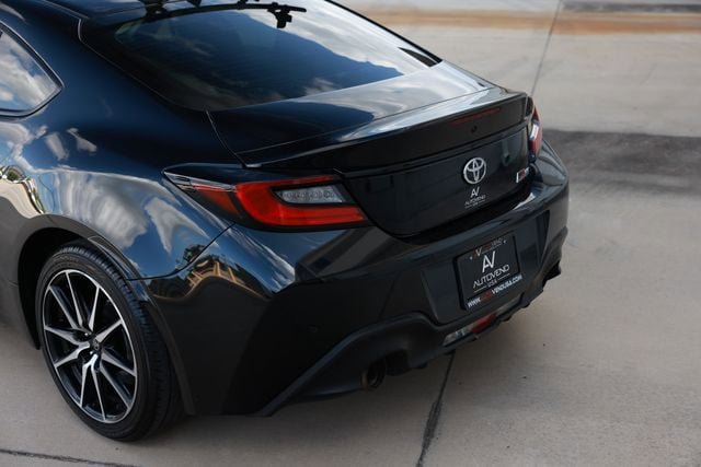 Used 2023 Toyota GR86 RWD image 48