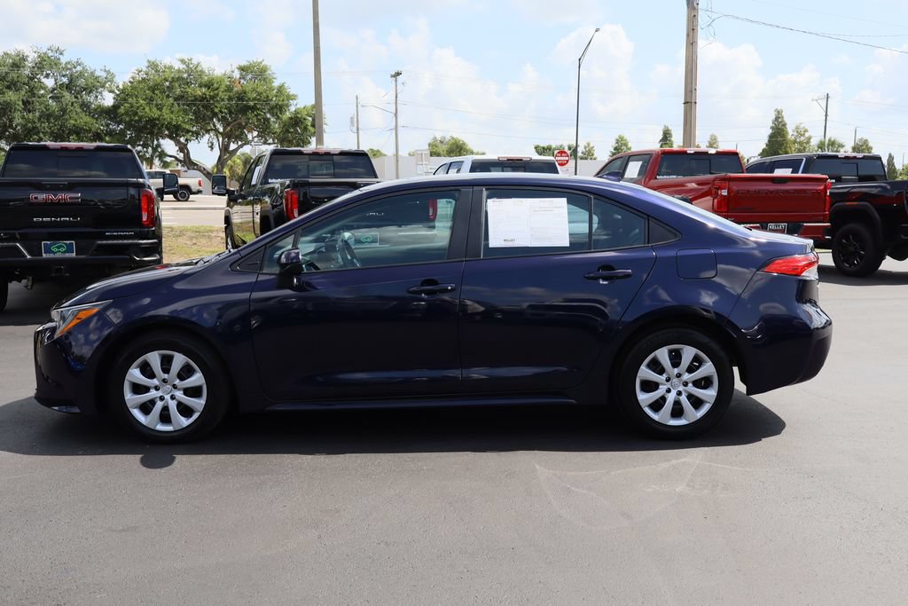 Used 2024 Toyota Corolla LE FWD image 6