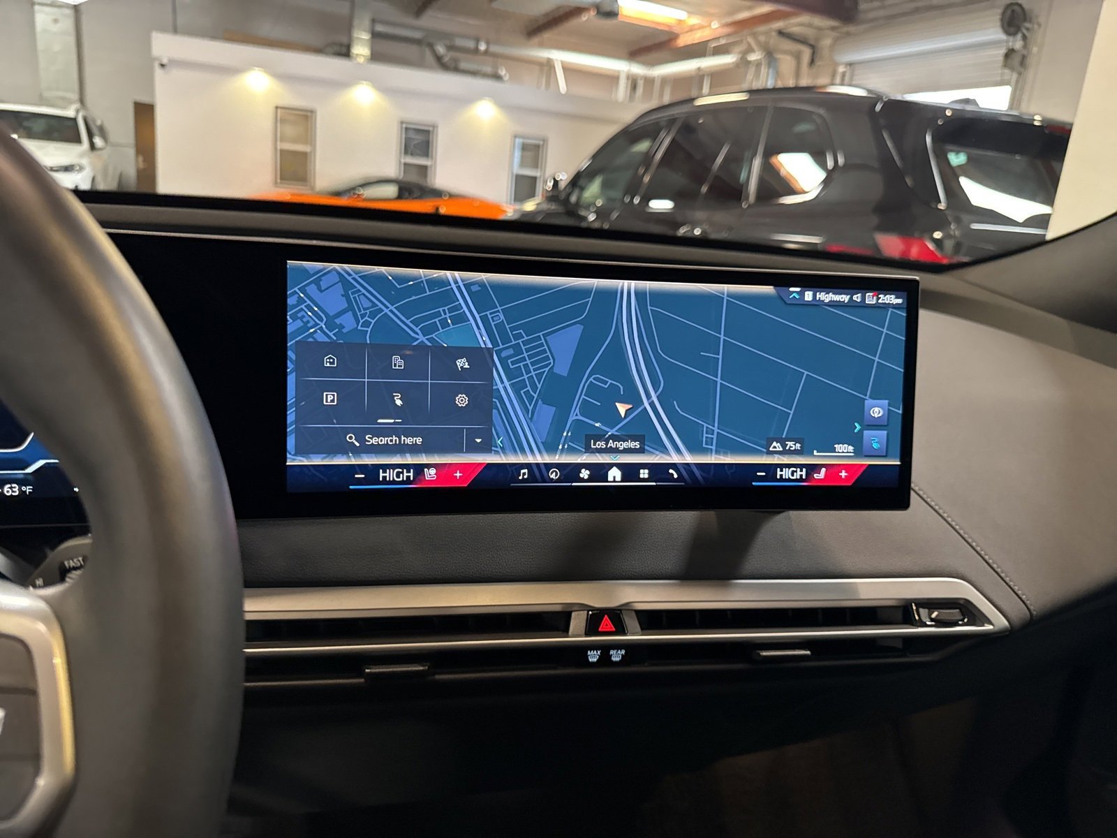 Used 2025 BMW iX xDrive50 w/ Premium Package image 37