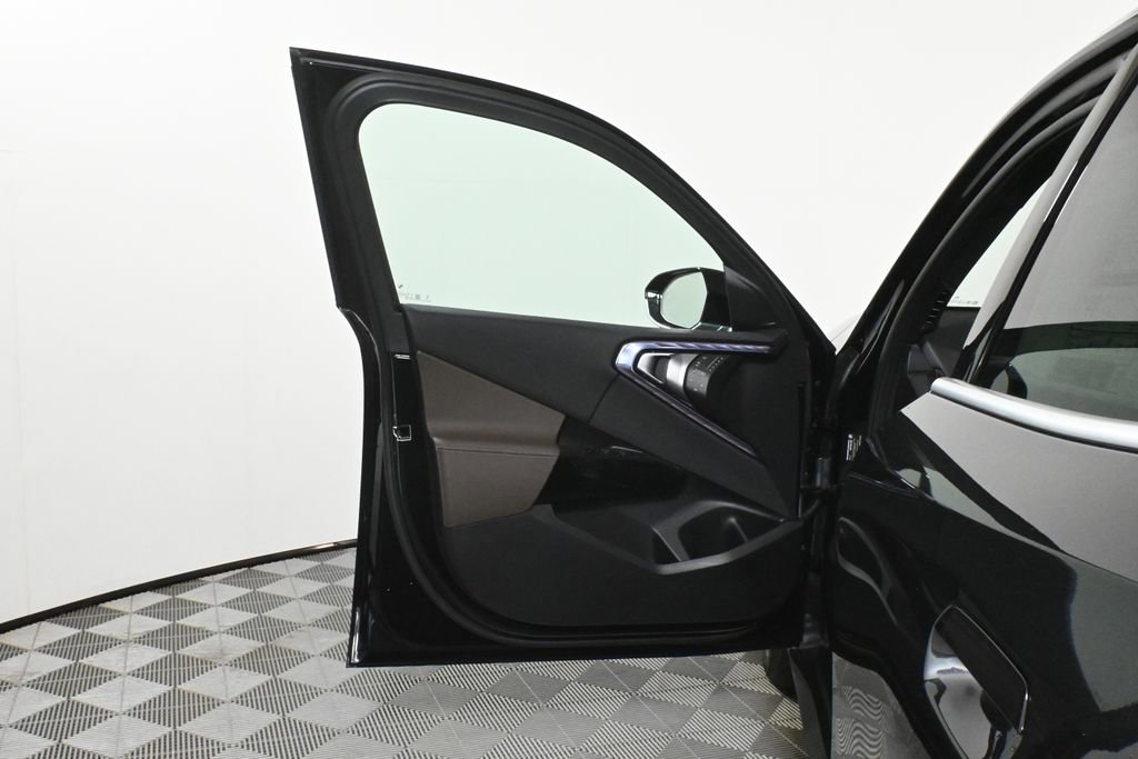 Used 2026 BMW X3 xDrive30 w/ Convenience Package image 28