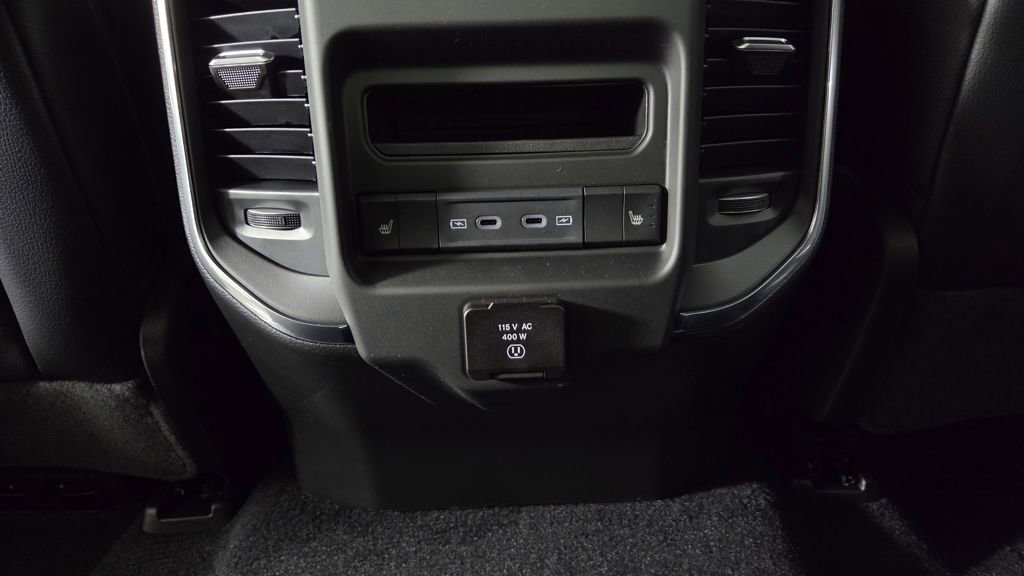 New 2026 RAM 1500 Laramie w/ Night Edition AWD/4WD image 30