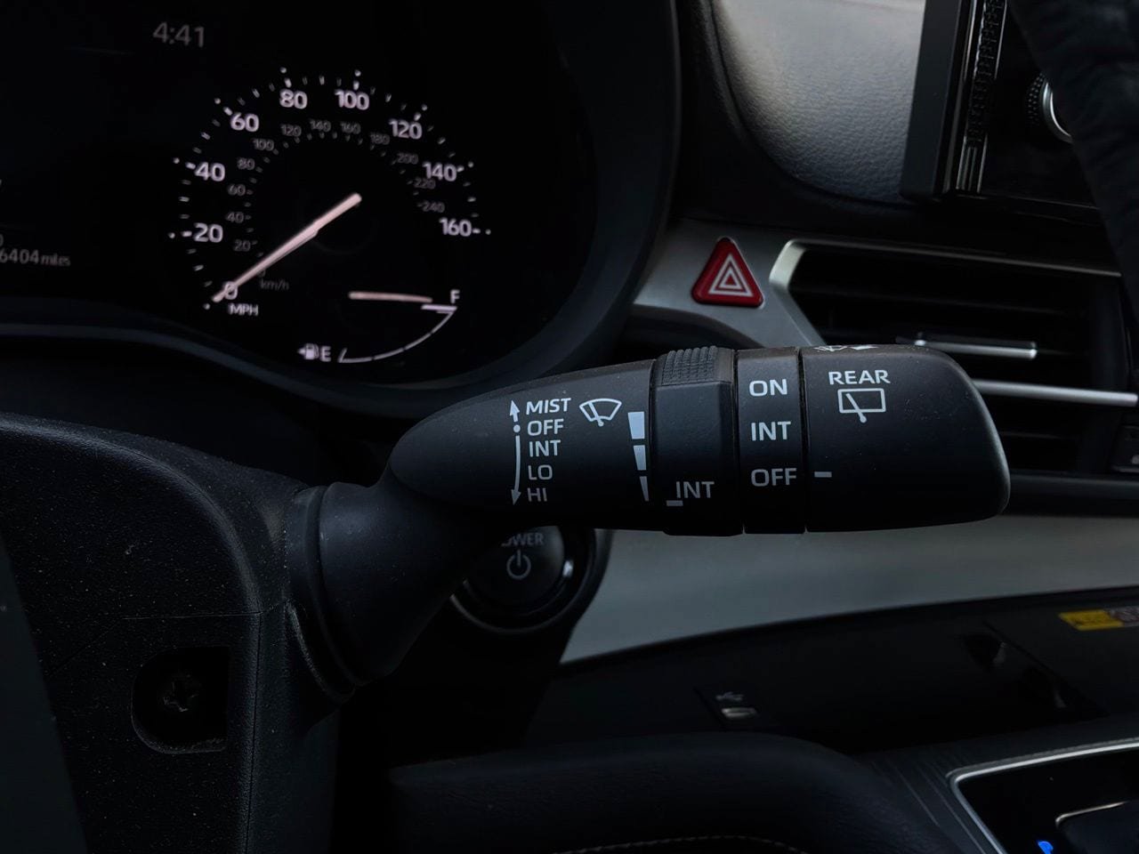 Used 2025 Toyota Sienna XLE FWD image 42