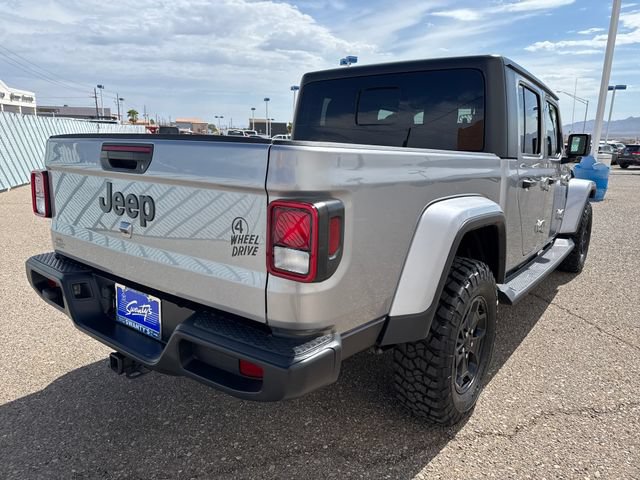 Used 2021 Jeep Gladiator Sport AWD/4WD image 5