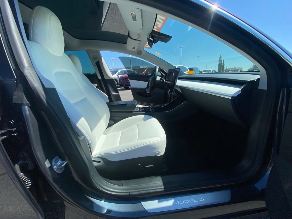 Used 2019 Tesla Model 3 Performance AWD/4WD image 29
