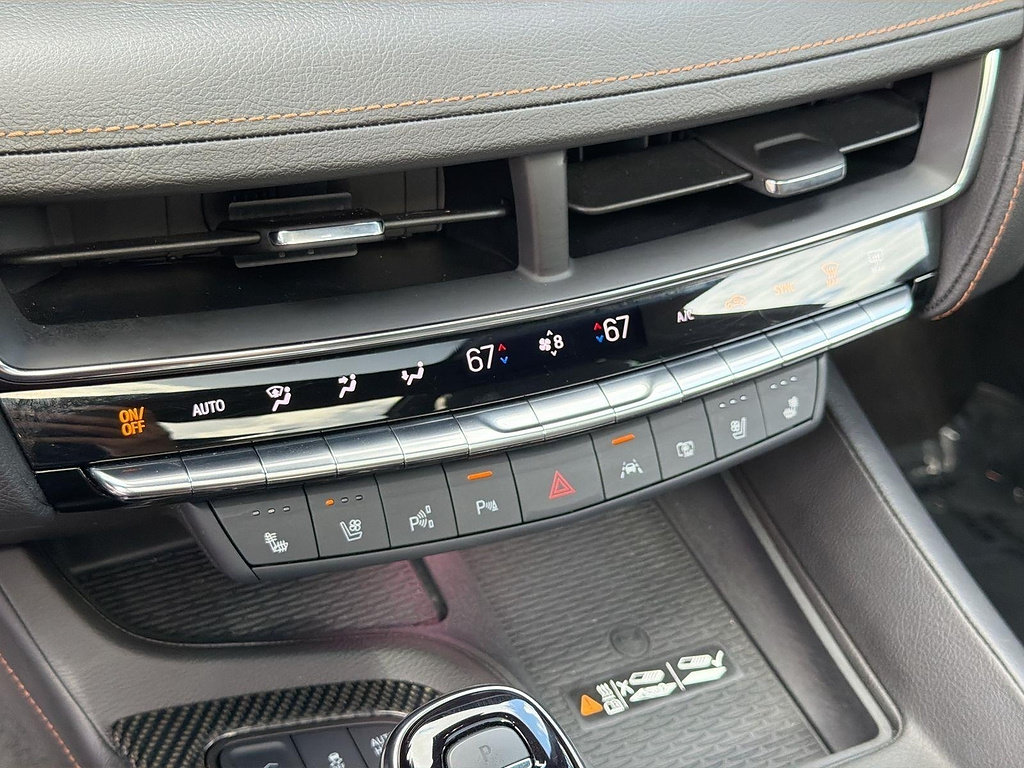 Certified 2025 Cadillac CT5 V w/ Technology Package AWD/4WD image 12