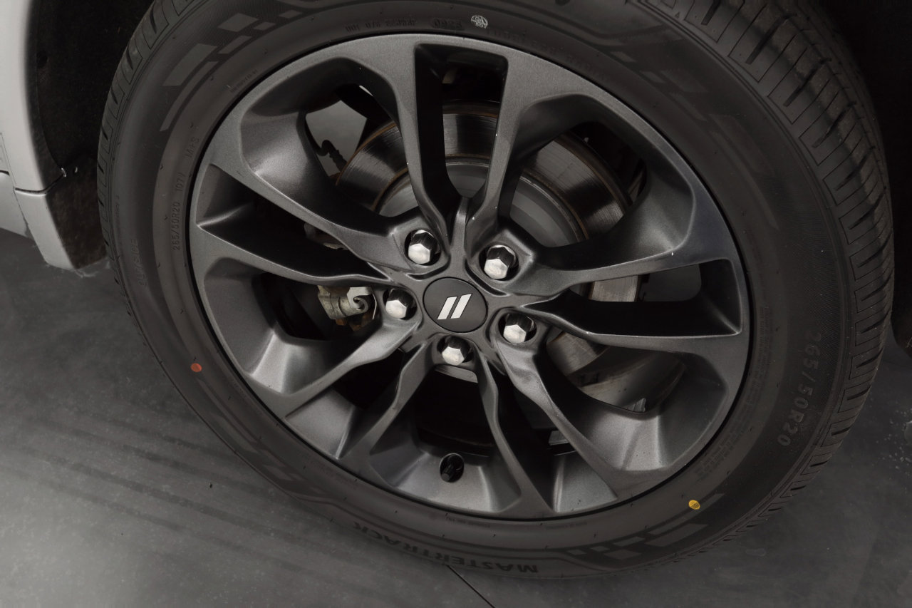 Used 2021 Dodge Durango R/T w/ Blacktop Package image 9