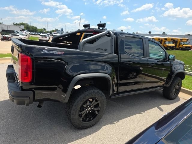 Used 2021 Chevrolet Colorado ZR2 w/ ZR2 Midnight Special Edition AWD/4WD image 6
